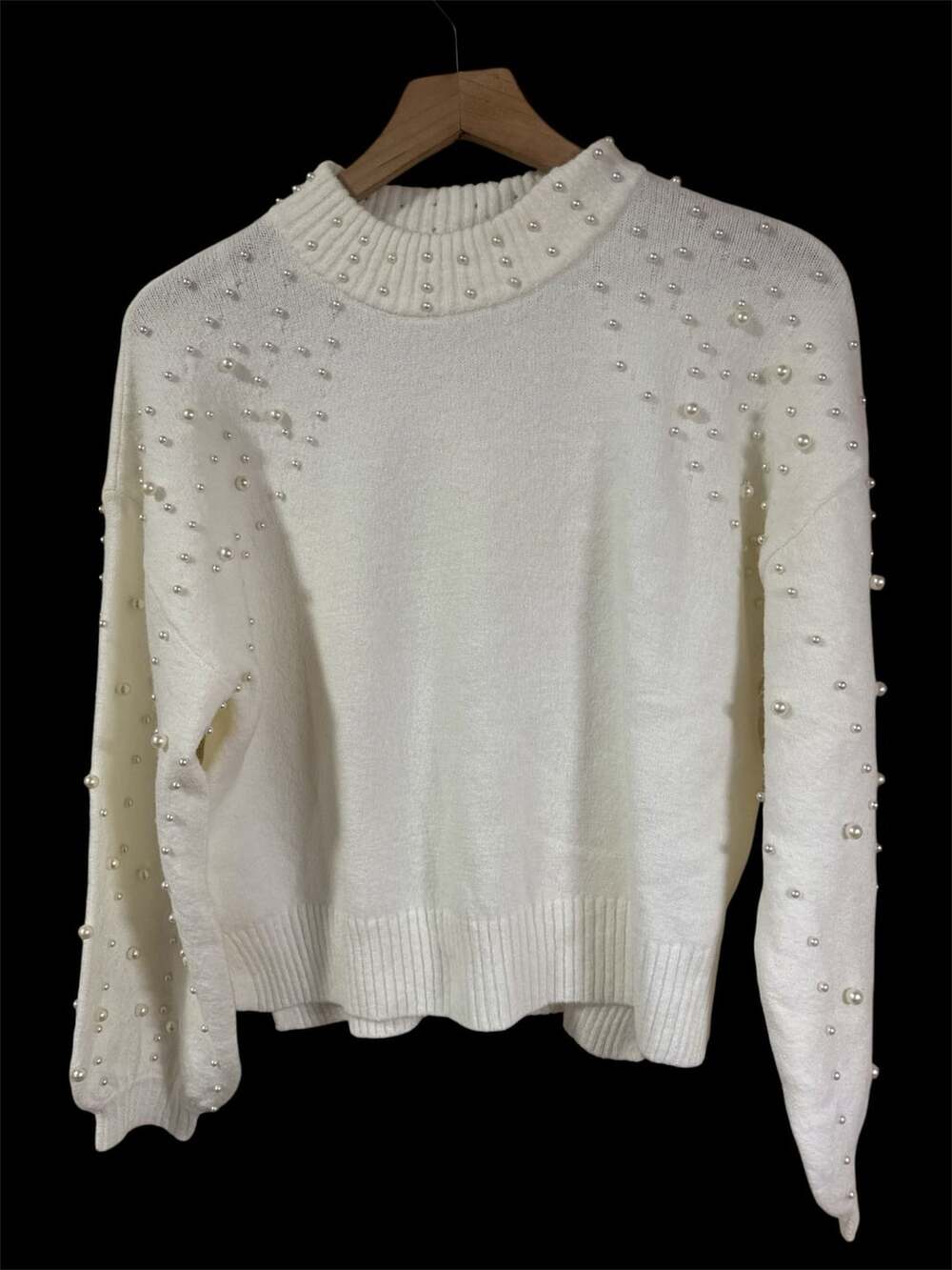 NWT Sincerely Jules Pearl Embellished Mock Neck Sweater White Med.